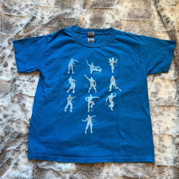 $8 when you bundle - Fortnite T-Shirt Blue Boys Small - Bundle Discount - Picture 1 of 4
